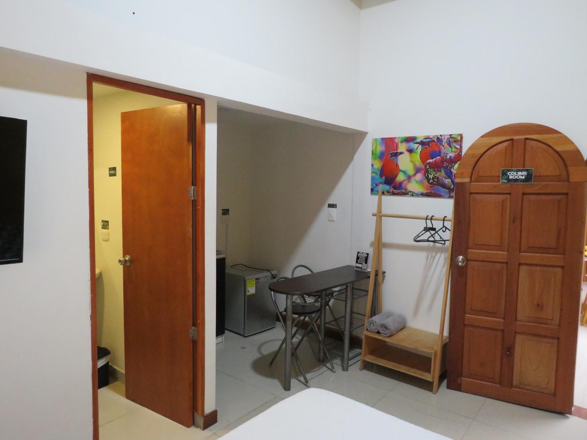 Albore Hostal Pereira Exterior photo