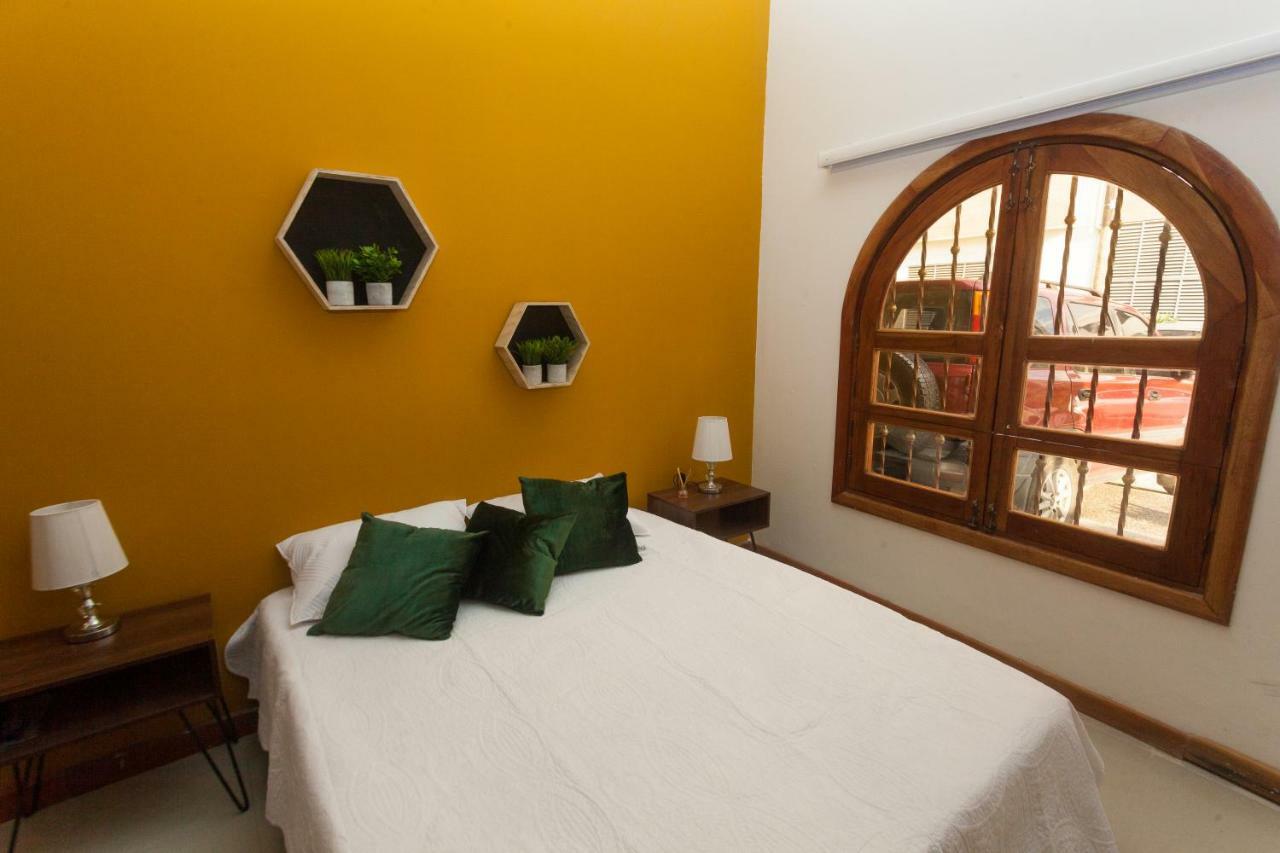 Albore Hostal Pereira Exterior photo